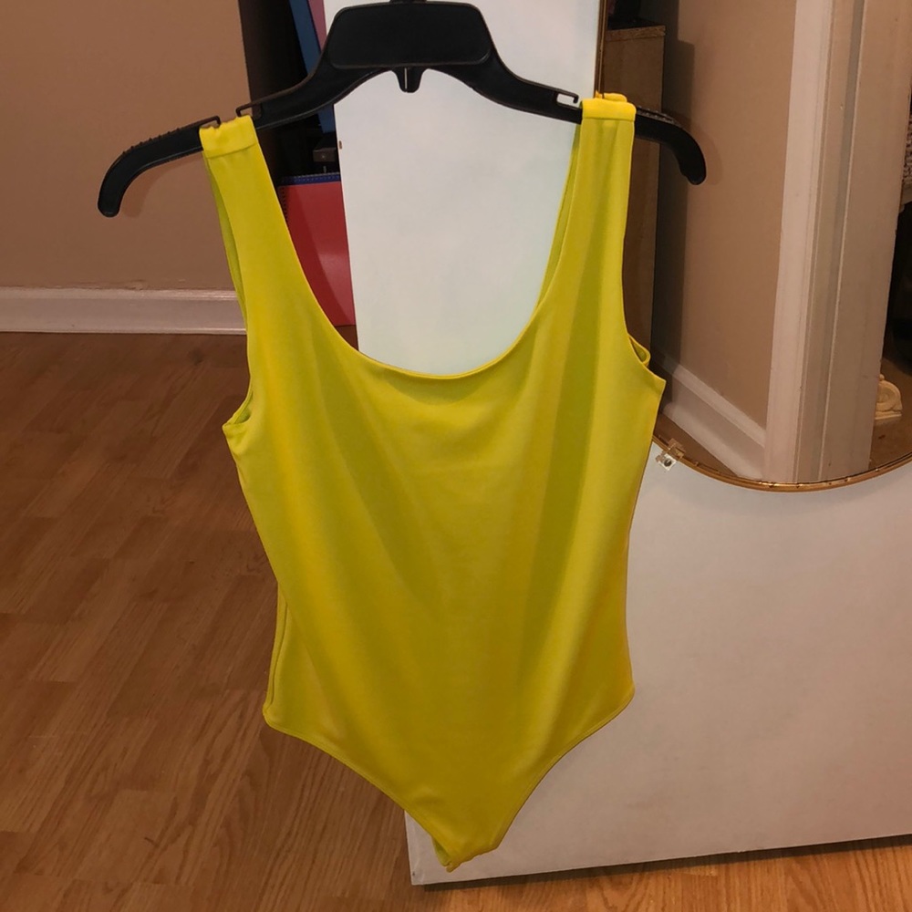 Very cool yellow bodysuit